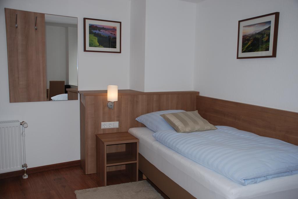 Hotel Rest Inn Bretten Pokoj fotografie